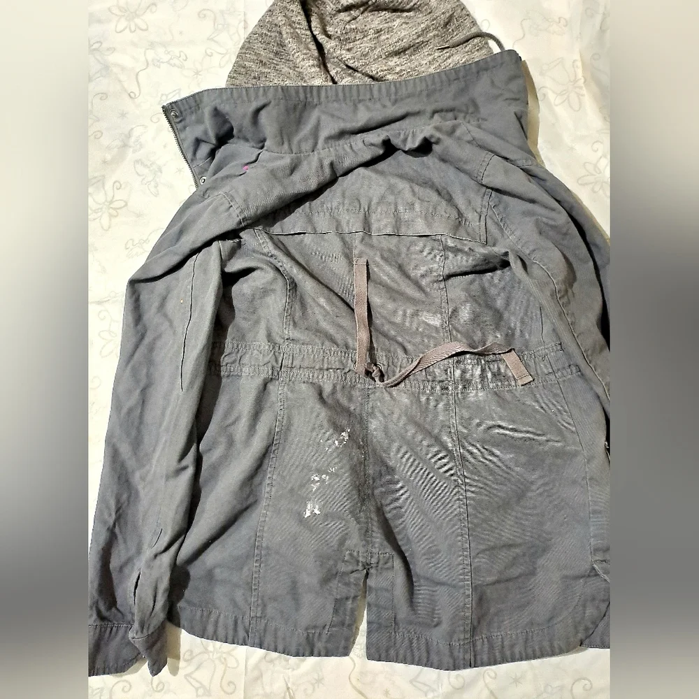 Jacket - Picture 3 of 3